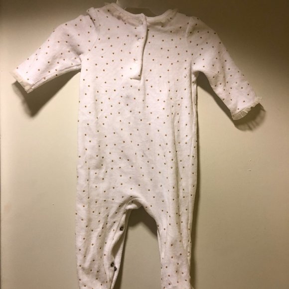 Juicy Couture Onesie (6-9 Months) - Picture 2 of 3